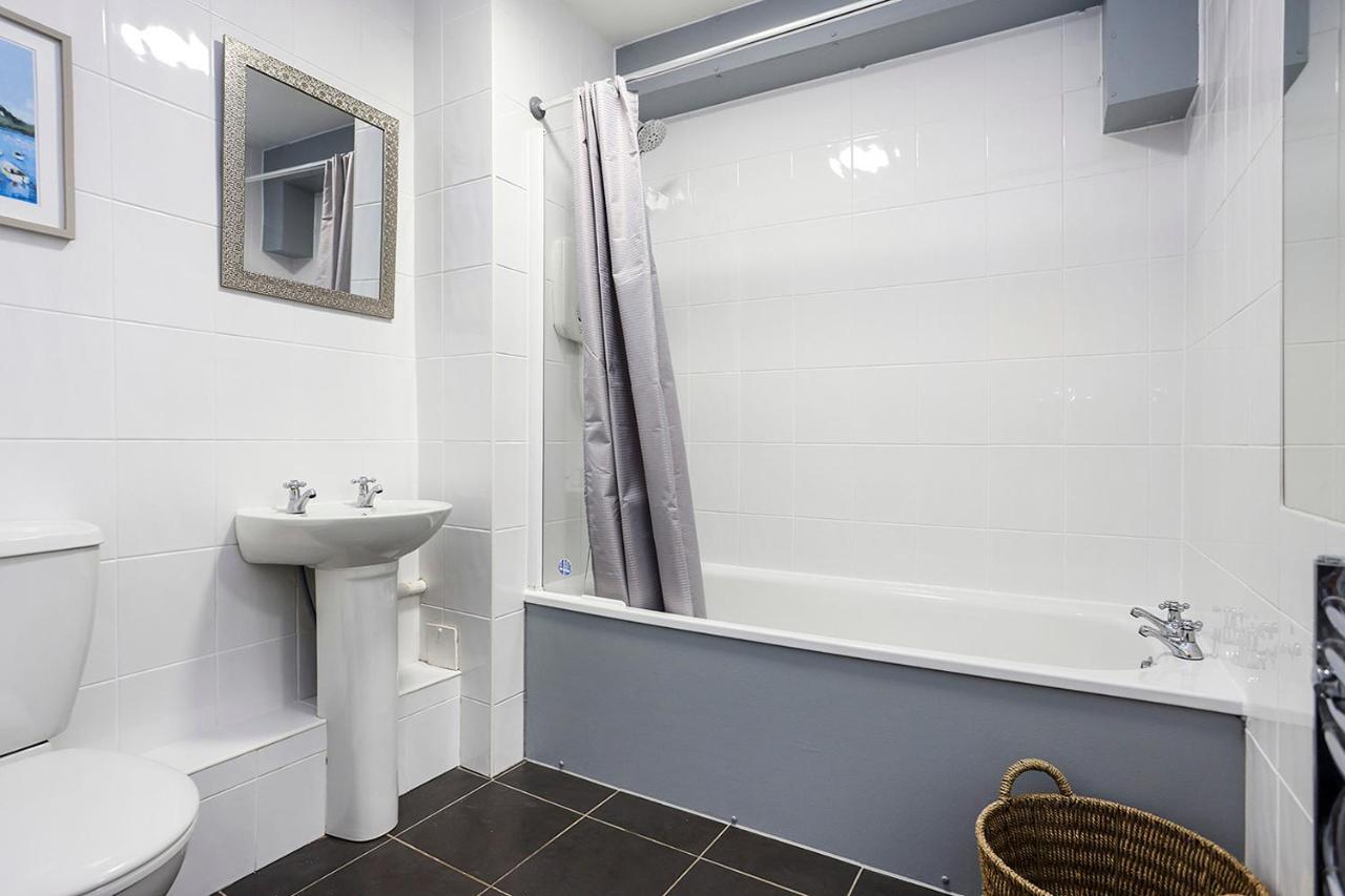 Joivy 1 Bed Flat, Heart Of Grassmarket Эдинбург Экстерьер фото