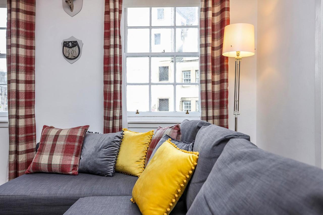 Joivy 1 Bed Flat, Heart Of Grassmarket Эдинбург Экстерьер фото
