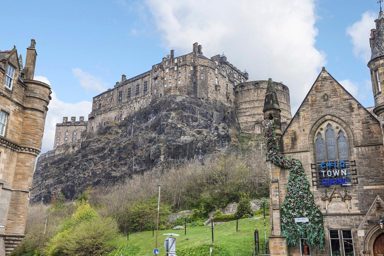 Joivy 1 Bed Flat, Heart Of Grassmarket Эдинбург Экстерьер фото